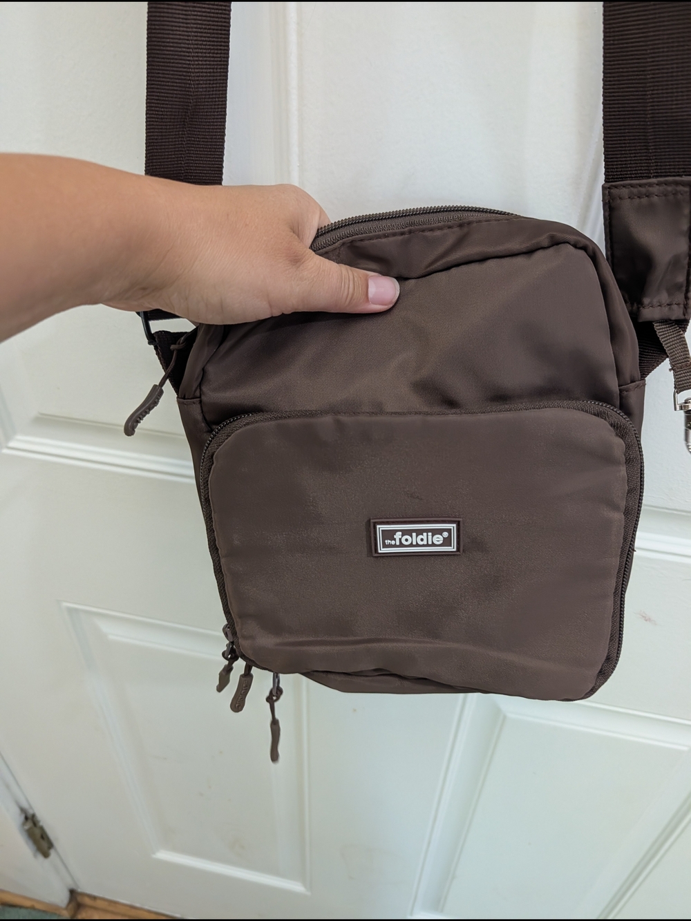 NWT The Foldie Brown Sling Bag - Picture 11 of 11